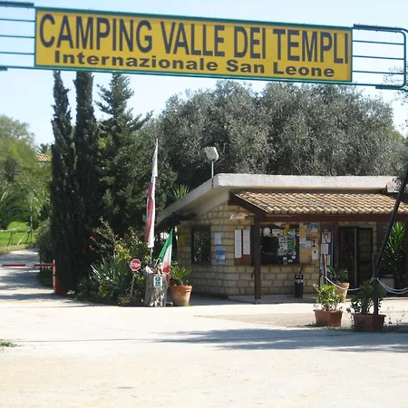 Valle Dei Templi 캠프장 산리온